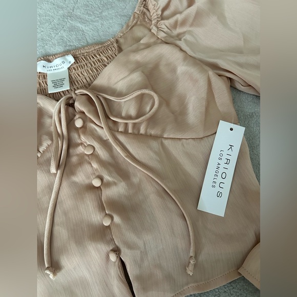 Kirious • Cropped Long Sleeve Blouse NWT - Picture 3 of 4